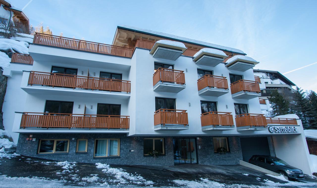 Haus Sattelblick Hotel Sankt Anton am Arlberg Exterior photo